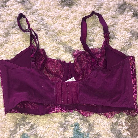 Victoria’s Secret Dream Angels Unlined Push-Up Bra - Picture 2 of 4